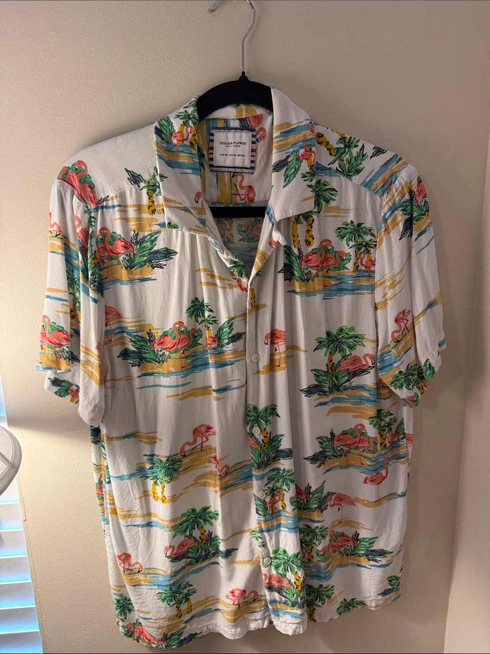 Denim & Flower White Short-Sleeve Flamingo Print Button-Down Shirt
